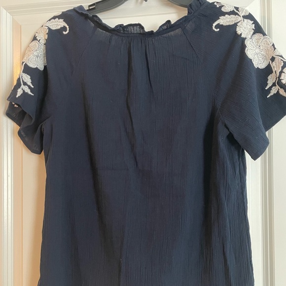 Talbots Navy Top Embroidered Gauze Ruffle Neck NWT Size XS - Picture 4 of 6